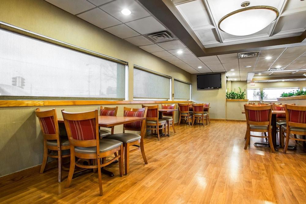 Holiday Inn Chicago Midway Airport S, An Ihg Hotel Εξωτερικό φωτογραφία